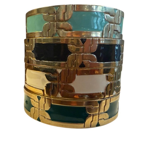 Milly Gold and Black Enamel Bangle

MSRP $148 - Picture 7 of 8